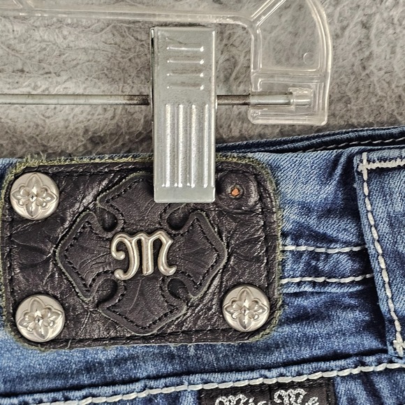 Miss Me Easy Bootcut Jeans Women's 30 Denim Studded Mid-Rise Streetwear - Picture 4 of 10